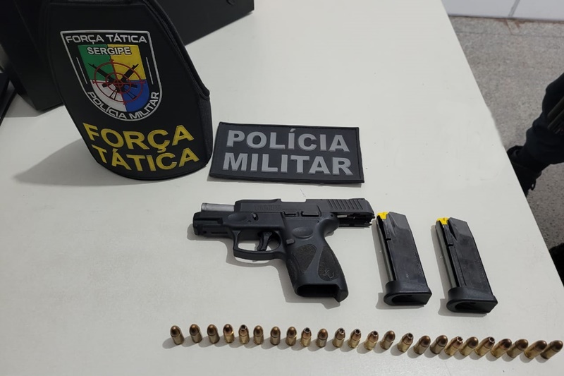 Polícia Militar prende homem por porte ilegal de arma de fogo na Zona Sul de Aracaju