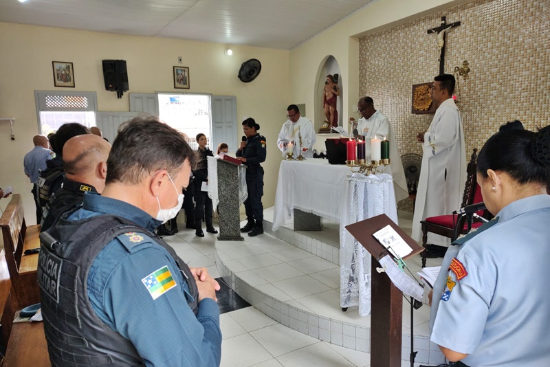 Polícia Militar realiza Missa de Natal na Igreja São Sebastião, em Aracaju