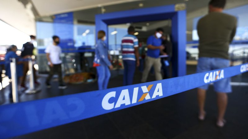 Caixa Econômica suspende empréstimo consignado para beneficiários do Bolsa Família