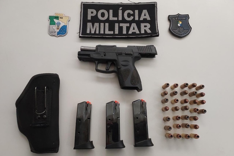 Polícia Militar prende homem por porte ilegal de arma de fogo no Parque dos Faróis