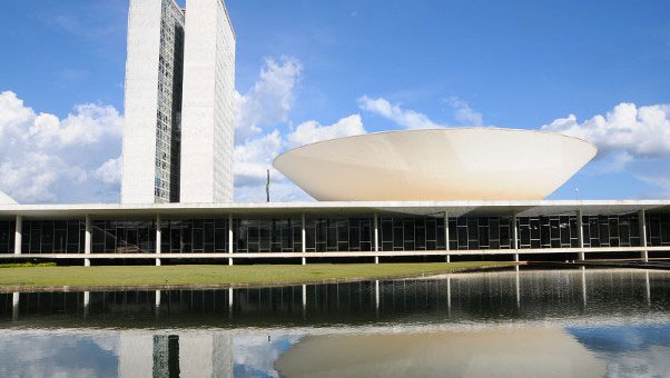 Deputados federais assumem o cargo em Brasília nesta quarta-feira (1)