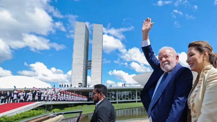 Lula revoga decretos de Bolsonaro já no primeiro dia de mandato | Política