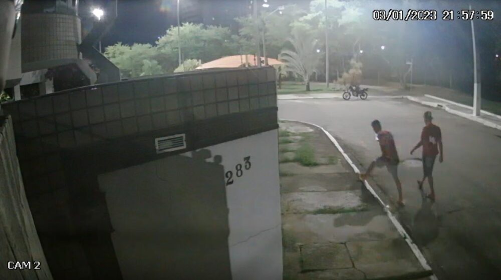 Polícia Civil divulga imagens de autores de roubo de veículo na Zona Sul de Aracaju