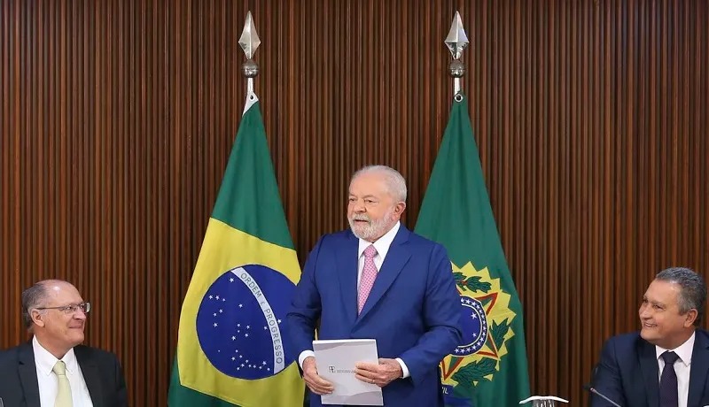 Lula diz que terá a mais importante relação com o Congresso Nacional