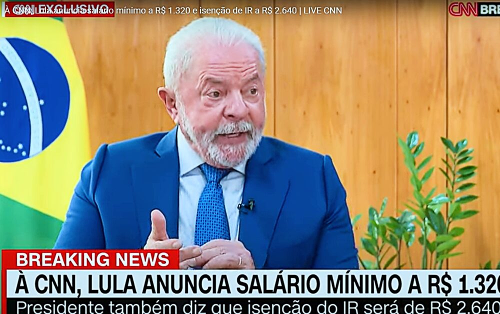 Lula confirma aumento do salário mínimo para R$ 1.320 em maio