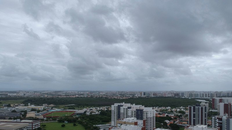 Com previsão de chuva, confira como fica o clima nos próximos dias em Aracaju