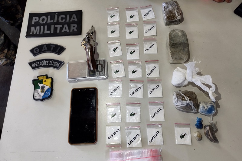 PM prende homem por porte ilegal de arma de fogo e tráfico ilícito de drogas em Arauá