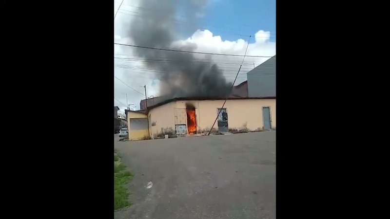 Três residências pegam fogo no sul sergipano; VÍDEO