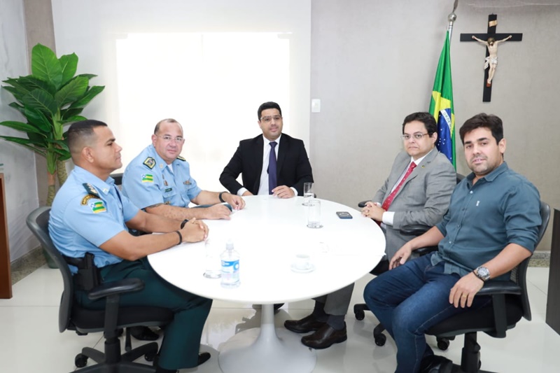 Comandante-geral da PMSE visita presidente da Alese