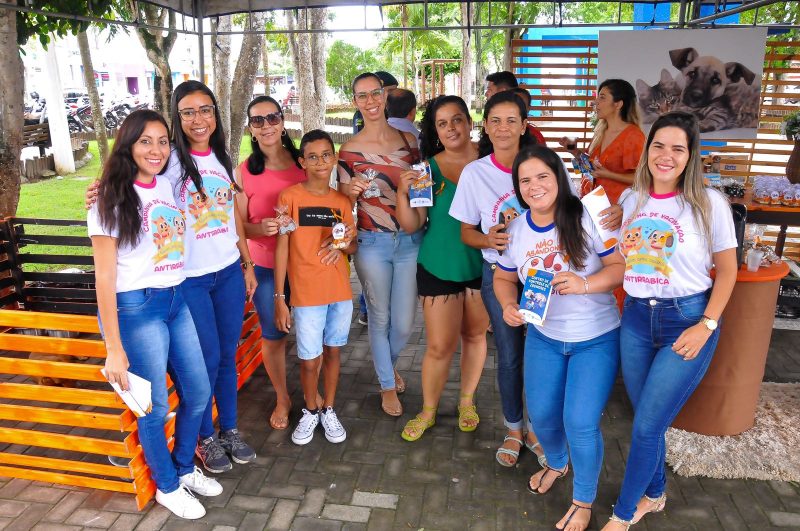 21 anos do Centro de Controle de Zoonoses: Prefeitura realiza ação na Praça Filomeno Hora