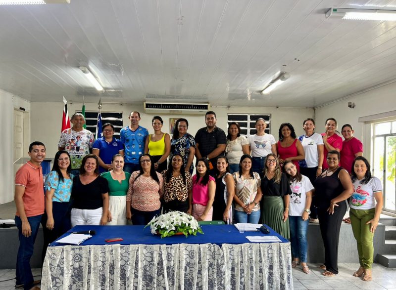 Prefeitura de Lagarto reúne gestores de unidades de ensino contempladas com o Programa ‘Primeira Infância na Escola’