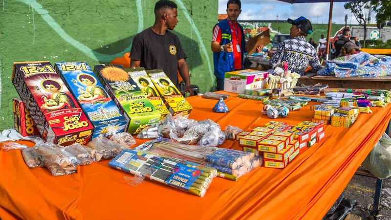 Emsurb realiza cadastramento para comercialização de fogos de artifício em Aracaju