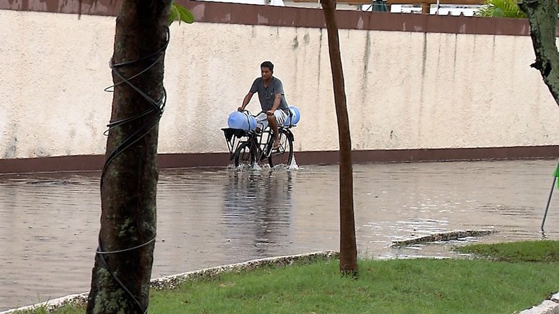 Previsão alerta para chuvas intensas e moderadas em Sergipe até domingo (28)