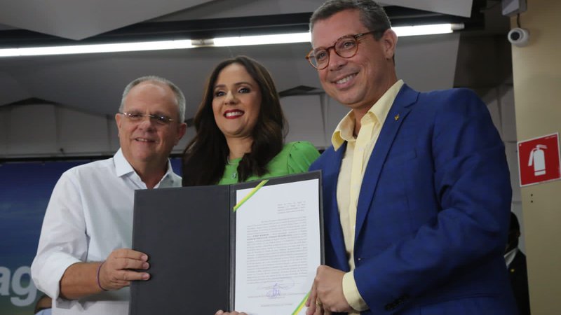 Mitidieri anuncia duas secretárias para administração pública de Sergipe