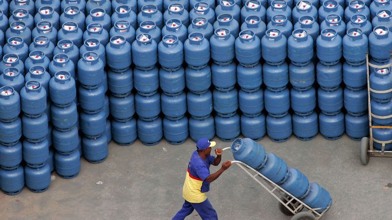 Procon divulga pesquisa de preços do gás de cozinha em Aracaju