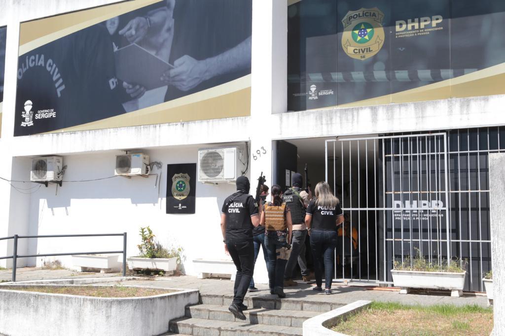 DHPP prende mandantes de homicídio praticado no Orlando Dantas, Zona Sul de Aracaju