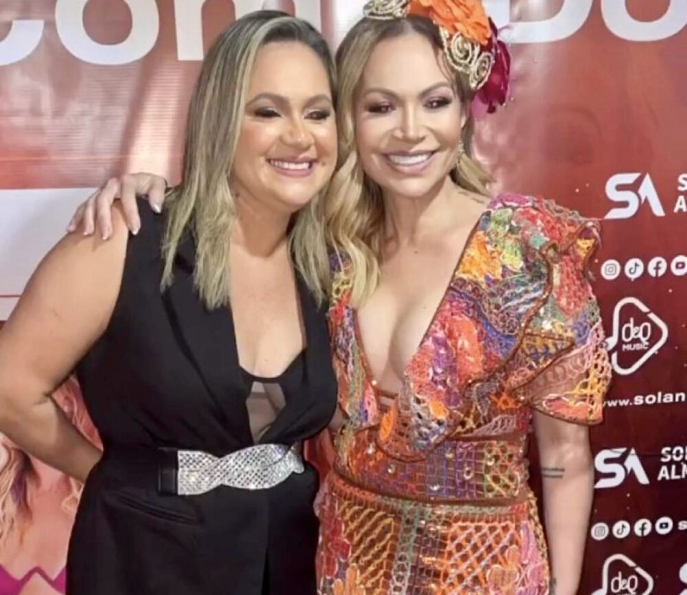 Solange Almeida usa vestido de estilista sergipana durante apresentação no Forró Caju