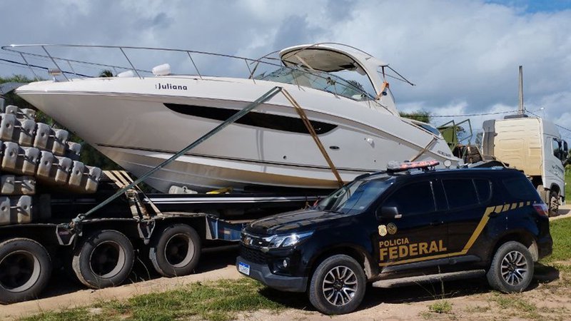 Polícia Federal recebe lancha para patrulhamento na costa sergipana