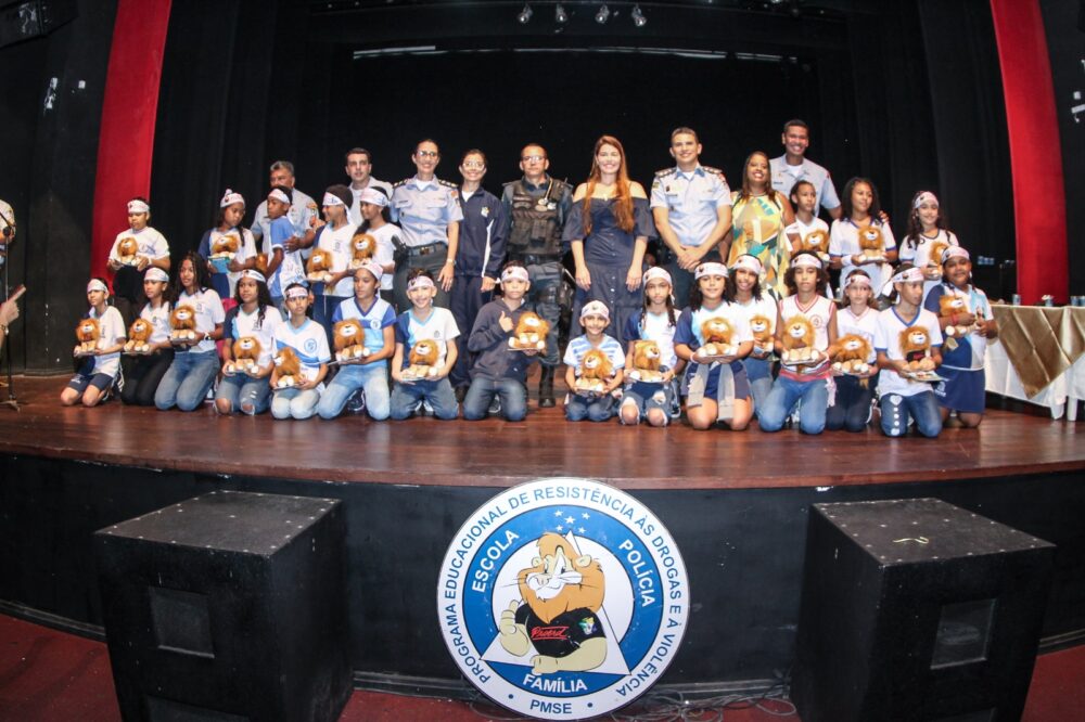 Proerd realiza formatura para alunos de escolas públicas do Bairro Santa Maria