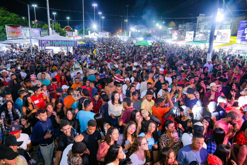 “Casamento do Matuto da Colônia Treze” dá continuidade à programação do Festival da Mandioca!