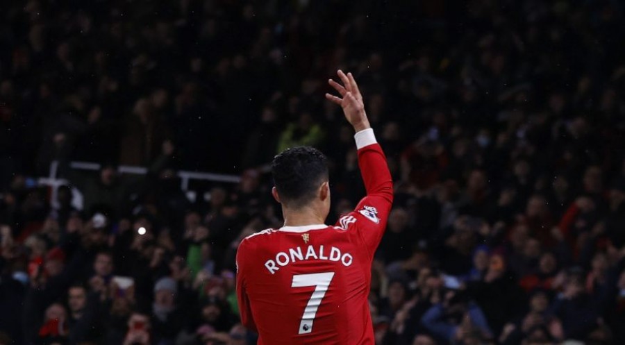 Cristiano Ronaldo é a pessoa mais seguida no Instagram, e também a mais bem paga por postagem publicitária