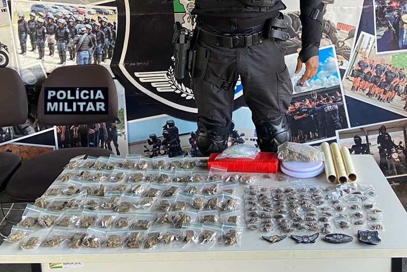 Polícia Militar apreende 1,6 kg de maconha pronta para a venda no Bairro Rosa Elze