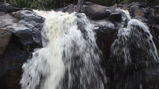 Sem saber nadar, homem cai de cachoeira e morre afogado no Agreste Central Sergipano