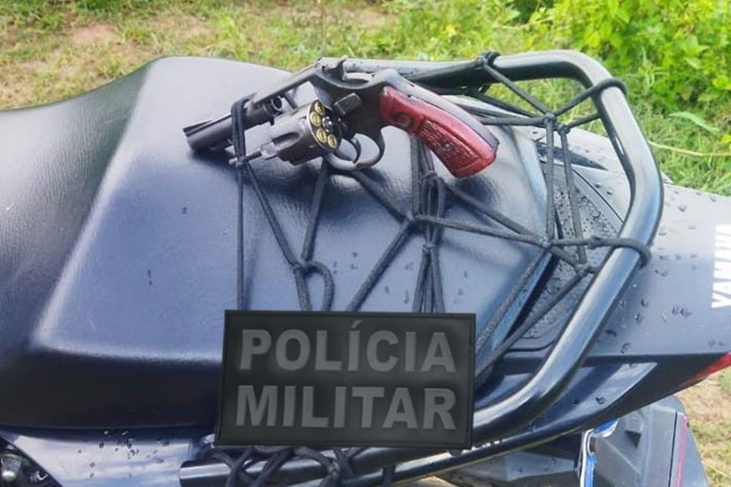 PM prende homem e apreende arma de fogo na capital 