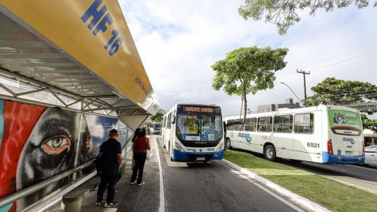 Condutores que não respeitarem corredores de ônibus serão multados pela SMTT