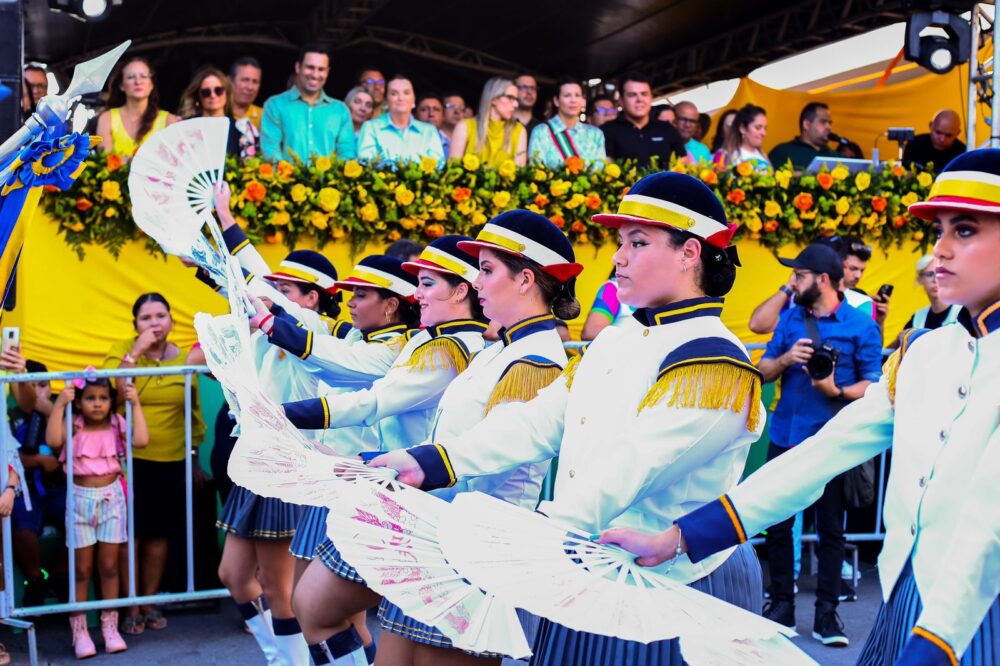 Desfile Cívico de Lagarto 2023: Semeando a Cultura da Paz