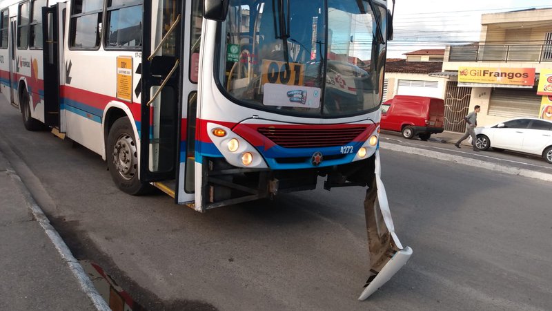 Usuários do transporte coletivo denunciam situação dos ônibus no Bugio