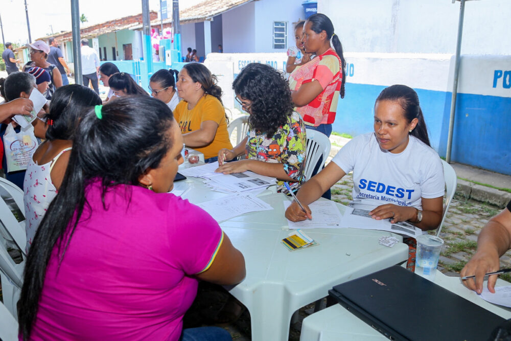 Caravana da Cidadania na comunidade do Oiteiros leva serviços essenciais à população de Lagarto