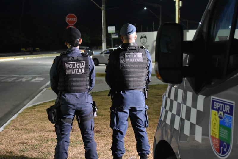 Intervenção policial por perturbação do sossego termina em confronto no Bairro Coqueiral, Aracaju, neste sábado