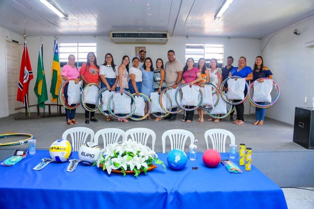 Prefeitura de Lagarto investe no futuro das crianças e adolescentes com Kits Esportivos em todas as unidades de ensino