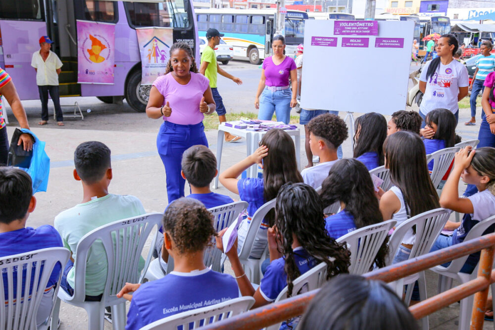 Lagarto recebe a visita do “Ônibus Lilás” como parte da campanha de combate à violência doméstica