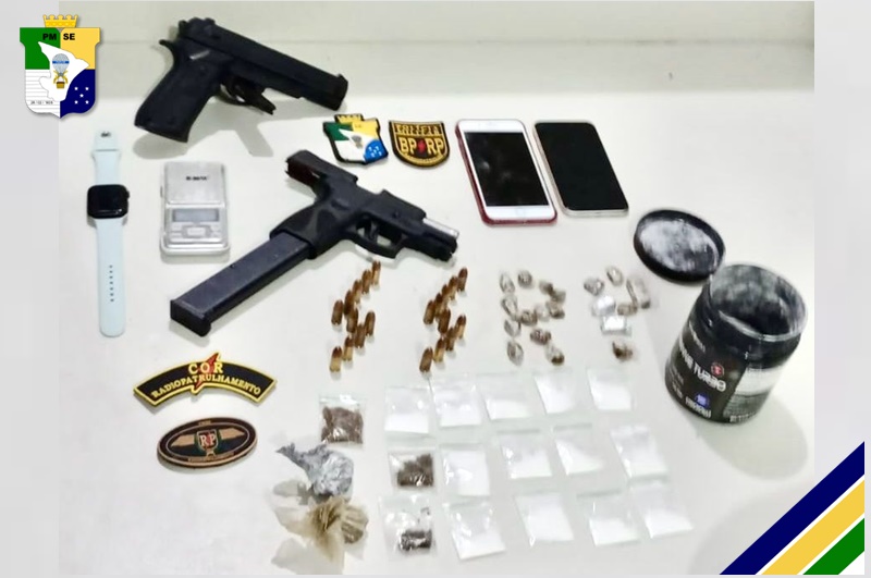 PM prende quatro pessoas e aprende arma de fogo e drogas no Japãozinho