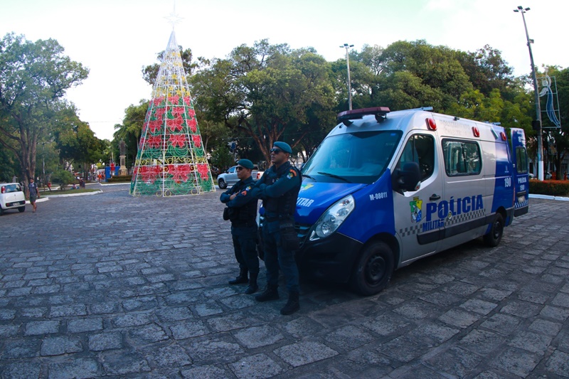 Polícia Militar reforça o policiamento durante o Natal Iluminado em Sergipe