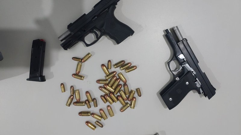 Ex-internos são presos com armas de fogo na saída de presídio em Sergipe