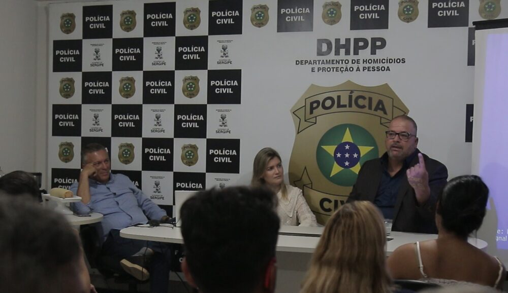 Investigador americano ministra curso para policiais do DHPP em Aracaju