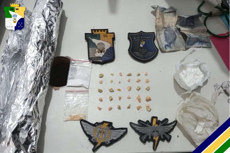 Polícia Militar prende homem por tráfico de drogas em Nossa Senhora do Socorro