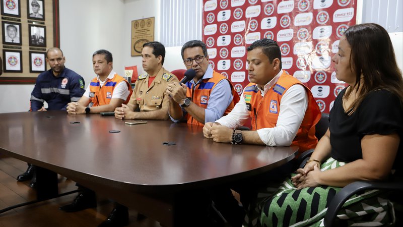 Explosão responsável pelo desabamento de residencial foi causada por vazamento de gás, diz Corpo de Bombeiros de Sergipe