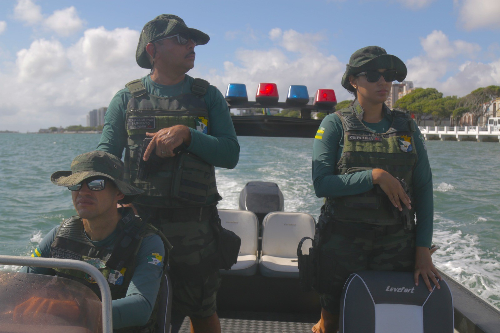 Polícia Militar reforça policiamento no estuário do Rio Sergipe