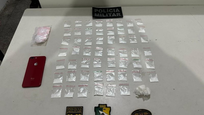 Cerca de 60g de cocaína são apreendidas no bairro Veneza