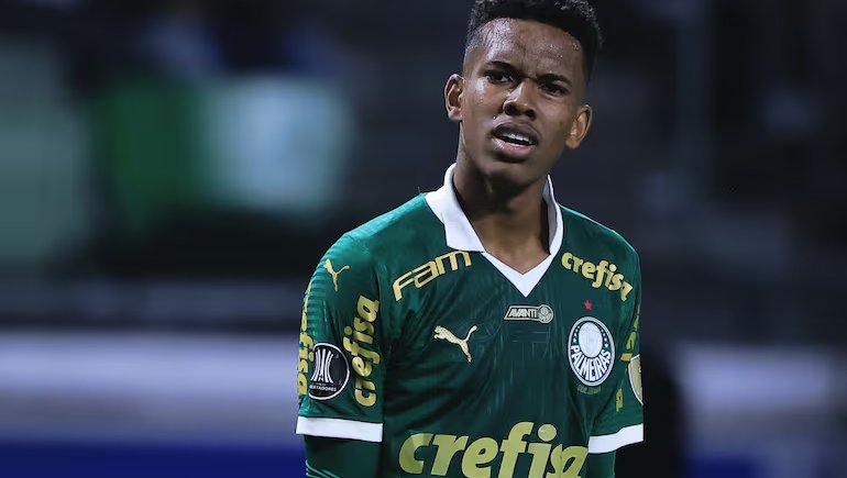 Palmeiras fecha venda milionária do jogador Estevão para o Chelsea