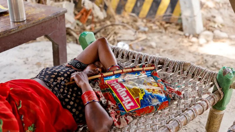 Calor extremo causa morte de mais de 60 pessoas na Índia