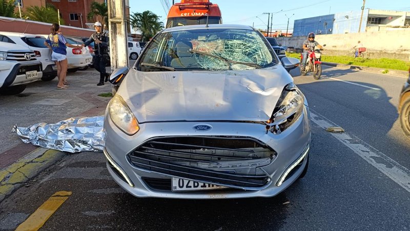 Pedestre morre atropelado ao tentar atravessar a Avenida Augusto Franco nesta sexta (28)