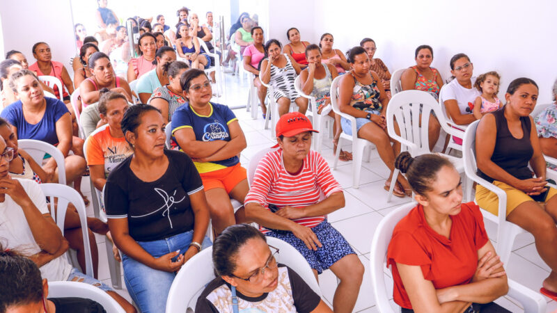 Prefeitura de Lagarto entrega mais de 130 cartões Cidadão Lagartense às raspadeiras de mandioca