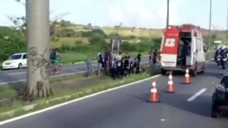 Motociclista se envolve em acidente na BR-101, na saída de Aracaju