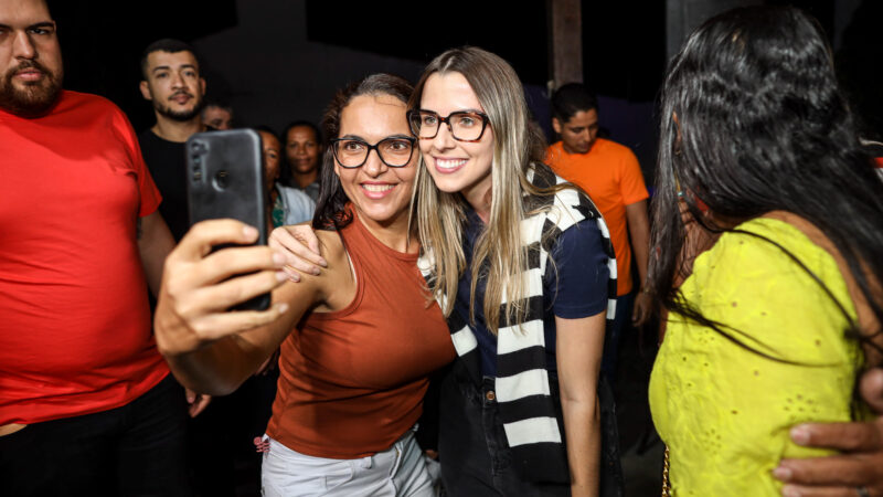 Juventude lagartense debate o futuro com Rafaela de Hilda na Colônia Treze