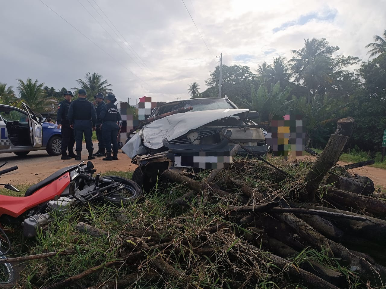 Casal morre após ser atingido por veículo em Moita Bonita